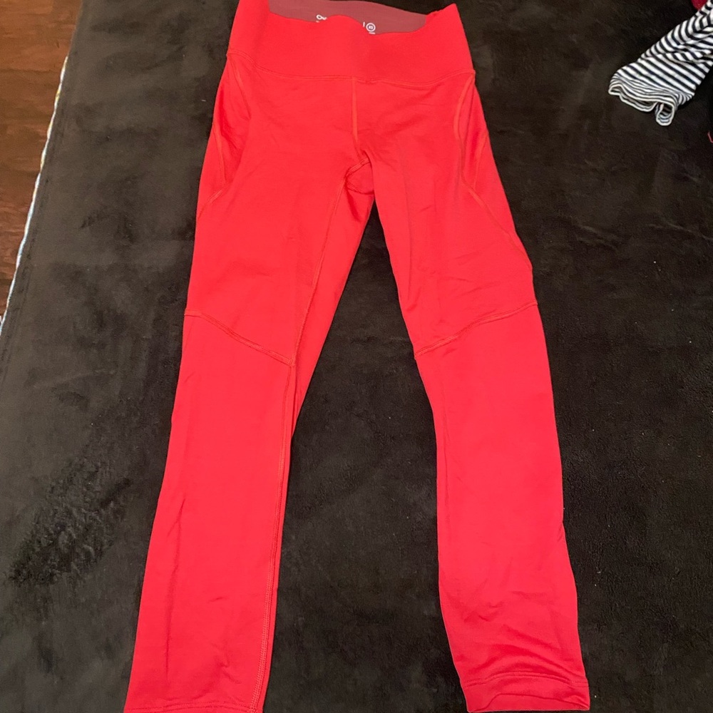 Outdoor voices CORE leggings in 7/8 length. Color is red and no longer sold.
